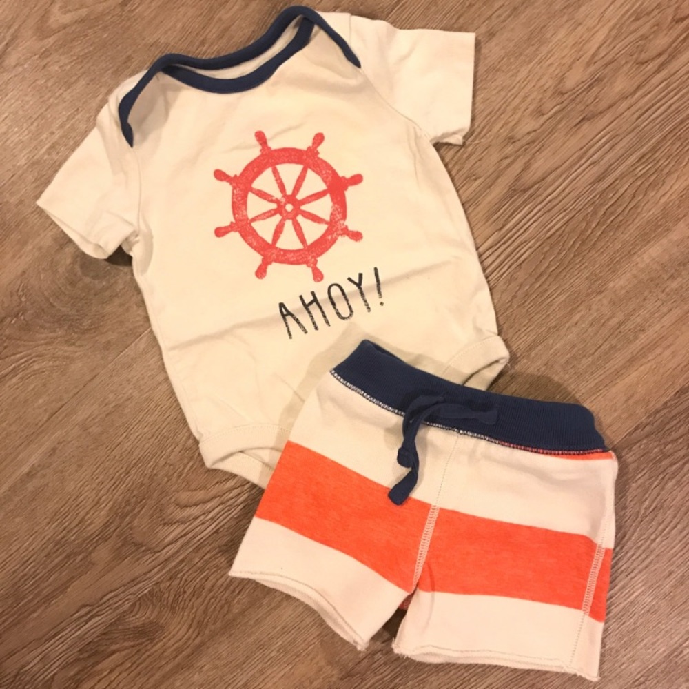 EUC barely worn Baby Gap Outfit.